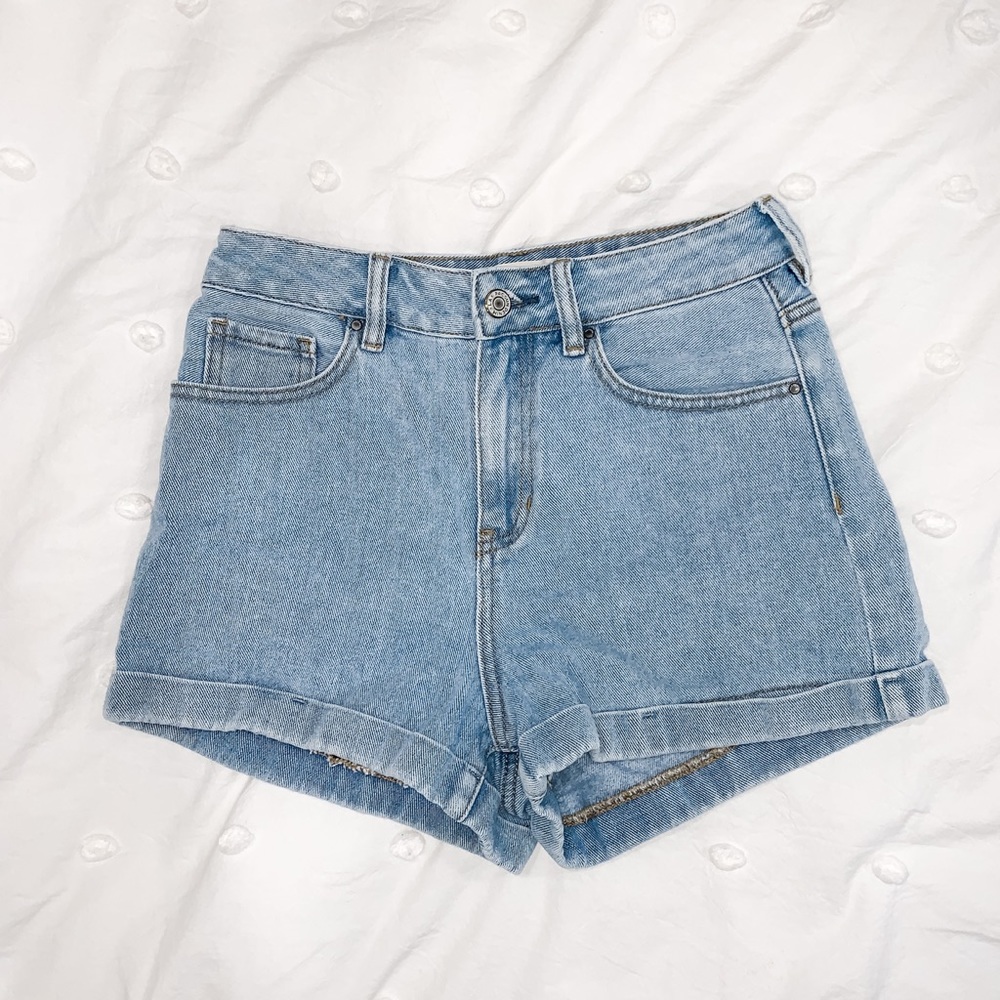 EUC pacsun light wash Mom Short—make an offer!
